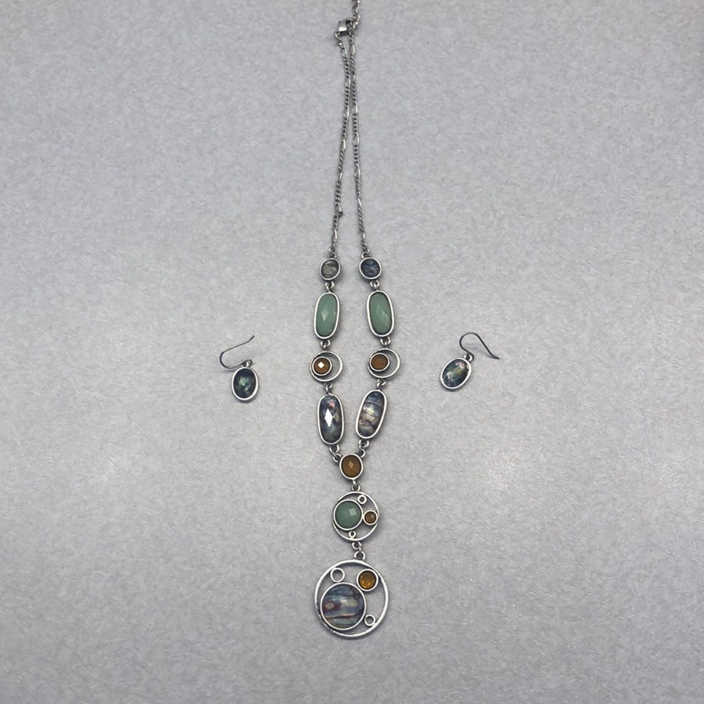 Green, silver and amber necklace & earrings
